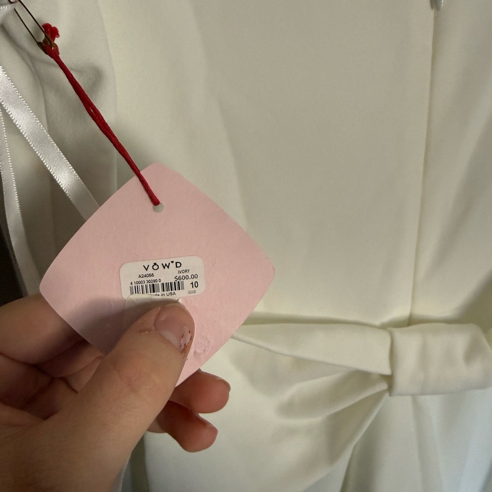 BRAND NEW - Vow’d (Altar’d State) -Fit and Flare Wedding Dress - Size 10 - Picture 7 of 8